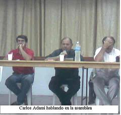 Carlos Adami hablando en asamblea- Foto-