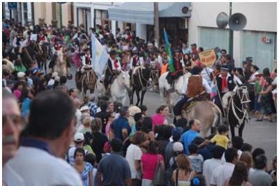 Fiesta del 7 de Marzo: se realizó el desfile Cívico, Militar y Criollo