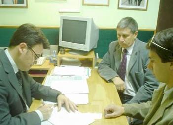 Se firmó el contrato de transporte de pasajeros para Carmen de Patagones  Bahía San Blas