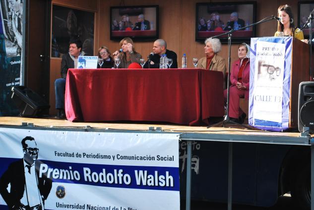 Calle 13 recibe el Premio Rodolfo Walsh