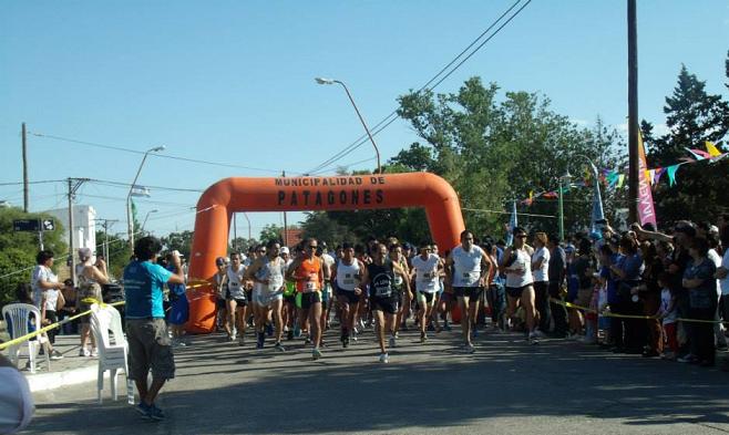 Más de 100 atletas participaron de la exitosa maratón centenario de Stroeder